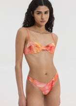 Load image into Gallery viewer, ALICIA PRINTED BIKINI EL SOL FLORAL SUNSETGO