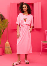 Φόρτωση εικόνας στο εργαλείο προβολής Συλλογής, Reina T-shirt Dress “Petit Cocktail” Ροζ Κοντομάνικο Φόρεμα με Τσέπες & Ζώνη Petit Boutik