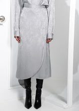Load image into Gallery viewer, RAMBLE SKIRT SILVER ARPYES