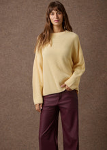 Load image into Gallery viewer, ‘KAIA’ ΠΛΕΚΤΗ ΜΠΛΟΥΖΑ (PASTEL YELLOW) MAMOUSH