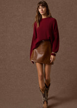 Load image into Gallery viewer, ‘KAIA’ ΠΛΕΚΤΗ ΜΠΛΟΥΖΑ (BURGUNDY) MAMOUSH