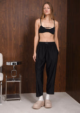Load image into Gallery viewer, PRIDE PANTS BLACK ARPYES