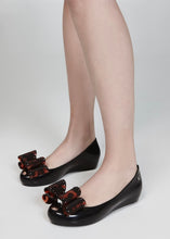 Load image into Gallery viewer, Melissa Ultragirl Classic Bow Adulto Black