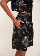 Φόρτωση εικόνας στο εργαλείο προβολής Συλλογής, MI LUV YUH SHORTS BLACK ARPYES