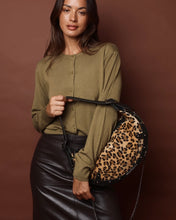 Load image into Gallery viewer, Hype Vegan Baguette Animal Natural ELENA ATHANASIOU