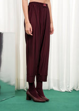 Load image into Gallery viewer, PRIDE PANTS BORDEAUX ARPYES