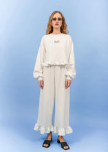 Load image into Gallery viewer, EASY LIVING PANTS WHITE ARPYES