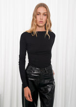 Load image into Gallery viewer, RESPECT TOP BLACK ARPYES