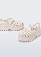 Load image into Gallery viewer, Melissa Possession Platform II Beige