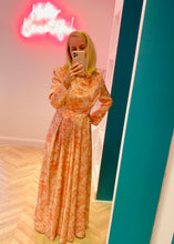 Load image into Gallery viewer, Pink Peach Flower '19 Dress Milkwhite