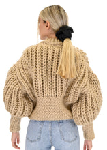 Φόρτωση εικόνας στο εργαλείο προβολής Συλλογής, Padded Crop Cardigan MUMSHANDMADE (Beige)