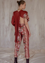 Load image into Gallery viewer, EXPERIENCE BOTTOMS Nidodileda (FLORAL BELTED KNITWEAR)