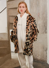 Φόρτωση εικόνας στο εργαλείο προβολής Συλλογής, MANEKI NEKO FAUX FUR LEO ARPYES