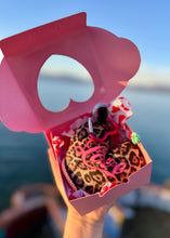 Φόρτωση εικόνας στο εργαλείο προβολής Συλλογής, LEOPAR HEART Keychain BEEME
