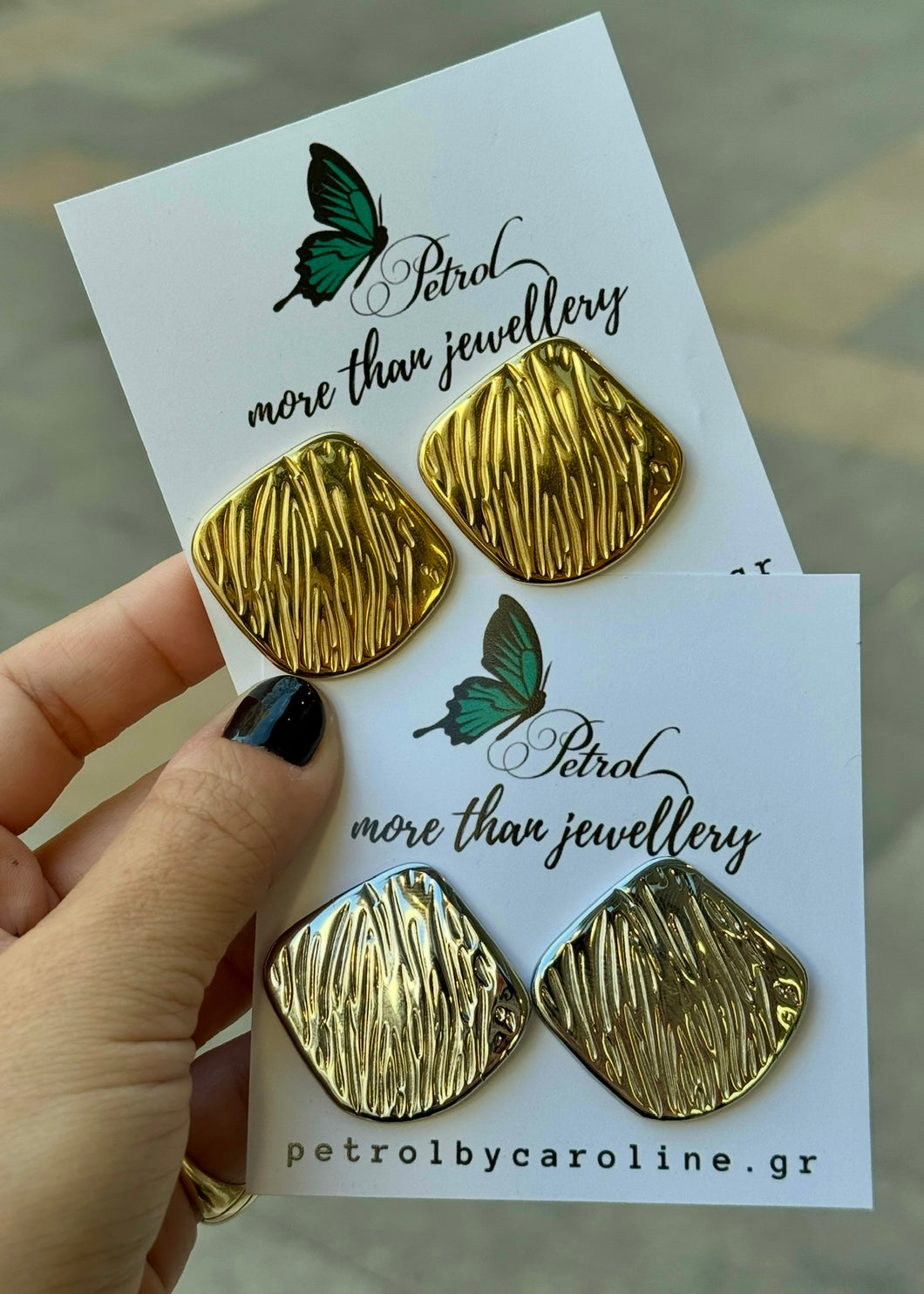 EARRINGS WITH STRIPES