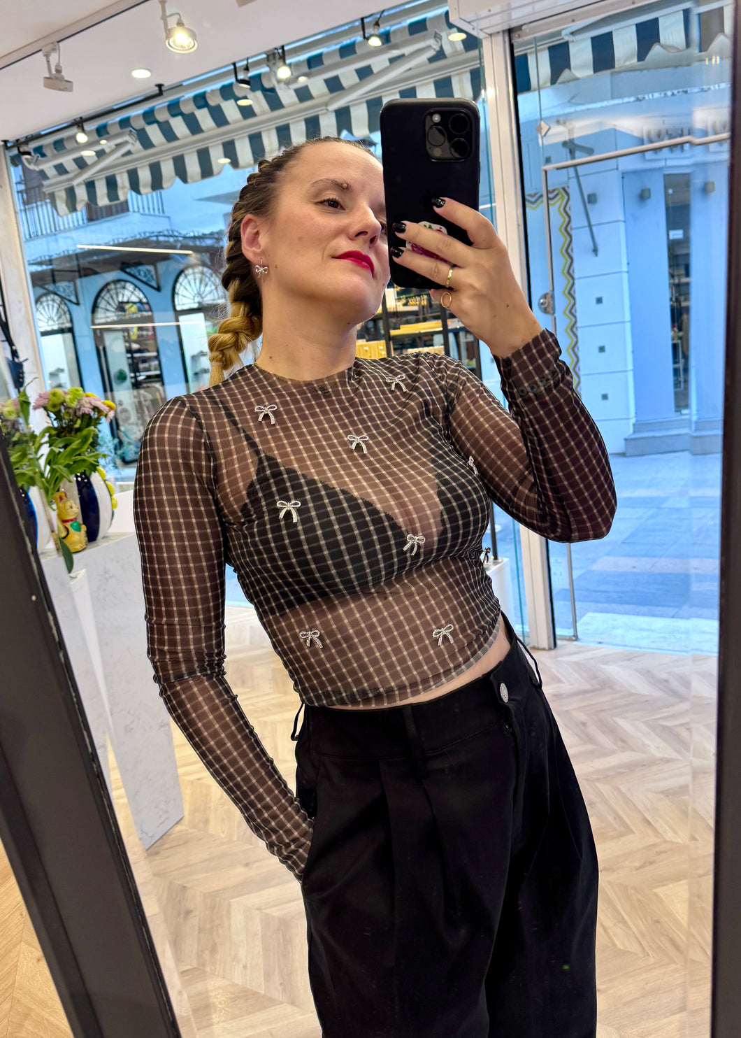 TOP MESH WITH BOWS BLACK MILKWHITE