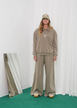 Load image into Gallery viewer, UNIQUE SWEATER BEIGE ARPYES
