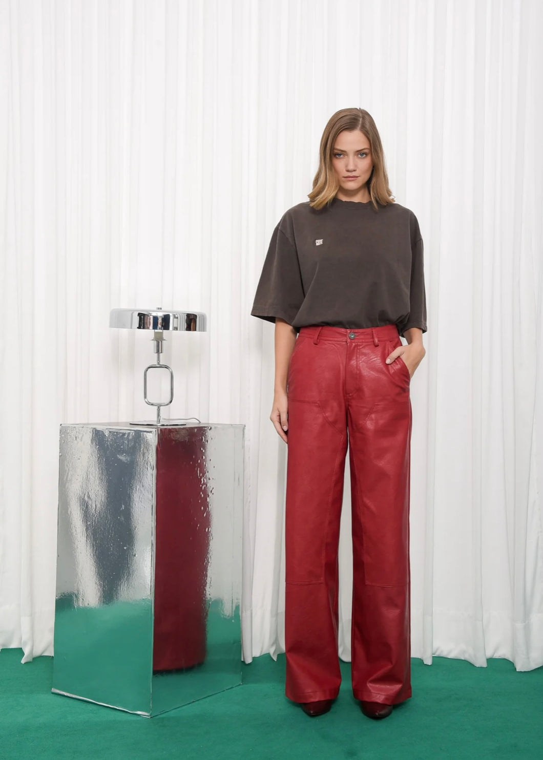 PURPOSE FAUX LEATHER PANTS RED ARPYES