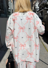 Load image into Gallery viewer, OVERSIZED BOW SHIRT (PINK BOWS) MILKWHITE
