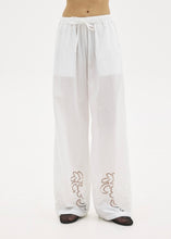 Load image into Gallery viewer, AGATHE PANTS (WHITE) SUNSETGO
