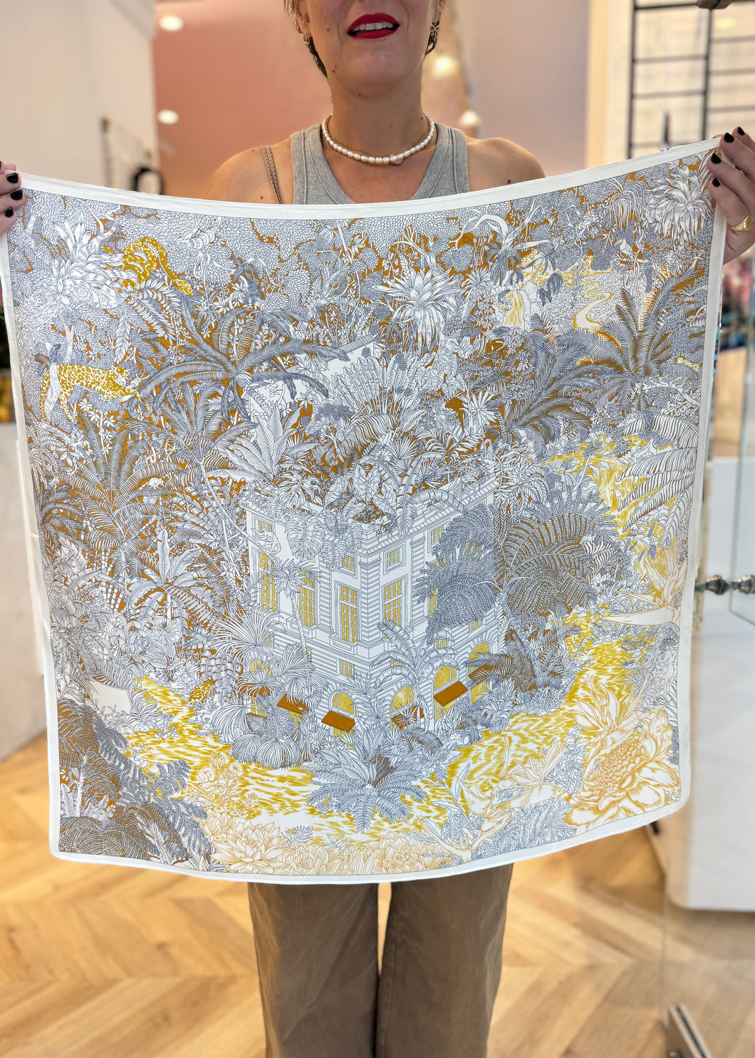 YELLOW JUNGLE SCARF PALOMAS Y MARGARITAS