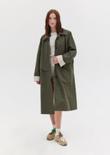 Load image into Gallery viewer, MATHIEW MONOCHROME TRENCH COAT (KHAKI) SUNSETGO
