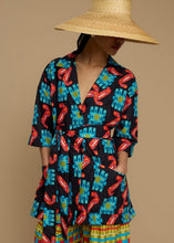 Load image into Gallery viewer, SHIRT KOUFONISI (NAXOS CUSHION MULTI BLACK PRINT) MELITΤA
