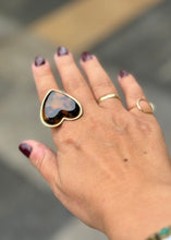 Load image into Gallery viewer, LEO HEART RING
