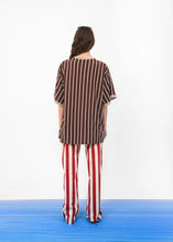 Load image into Gallery viewer, ISLA T-SHIRT BROWN ARPYES
