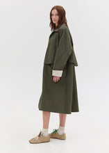 Load image into Gallery viewer, MATHIEW MONOCHROME TRENCH COAT (KHAKI) SUNSETGO
