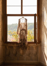 Load image into Gallery viewer, UNUS DRESS (PLEATED FOIL TULLE) NIDODILEDA
