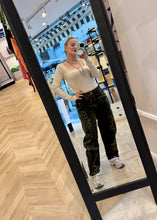 Load image into Gallery viewer, TINA PANTS PALOMAS Y MARGARITAS
