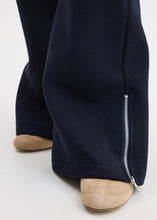 Φόρτωση εικόνας στο εργαλείο προβολής Συλλογής, HAILY PANTS DARK BLUE SUNSETGO
