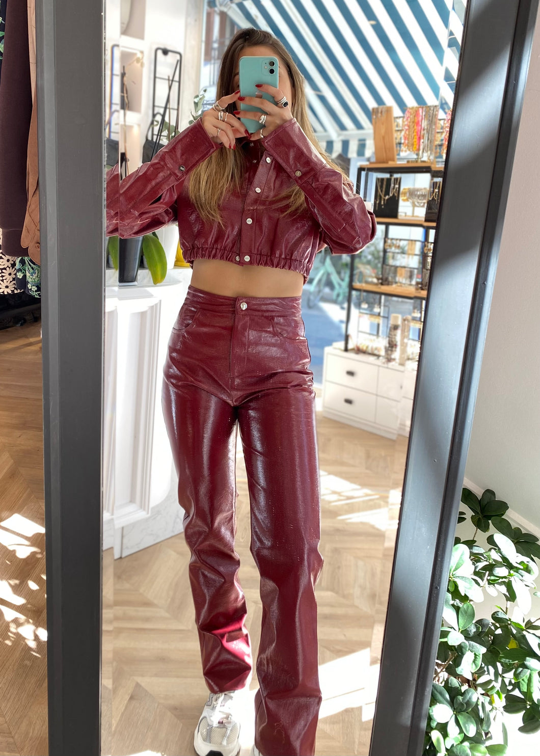 FAUX LEATHER RED PANTS MILKWHITE