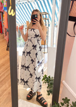 Load image into Gallery viewer, PRINTED DRESS (BLACK BOWS) MILKWHITE
