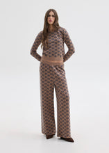Load image into Gallery viewer, NANCY KNIT PANTS BEIGE SUNSETGO
