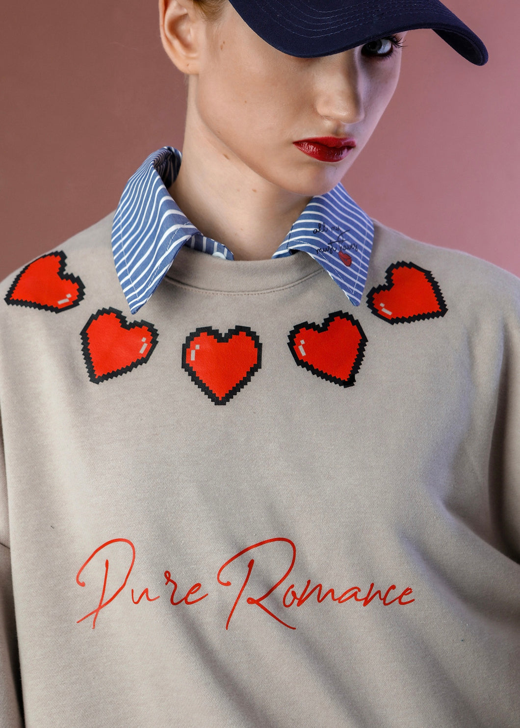 PURE ROMANCE SWEATSHIRT BEIGE HEARTS BEEME