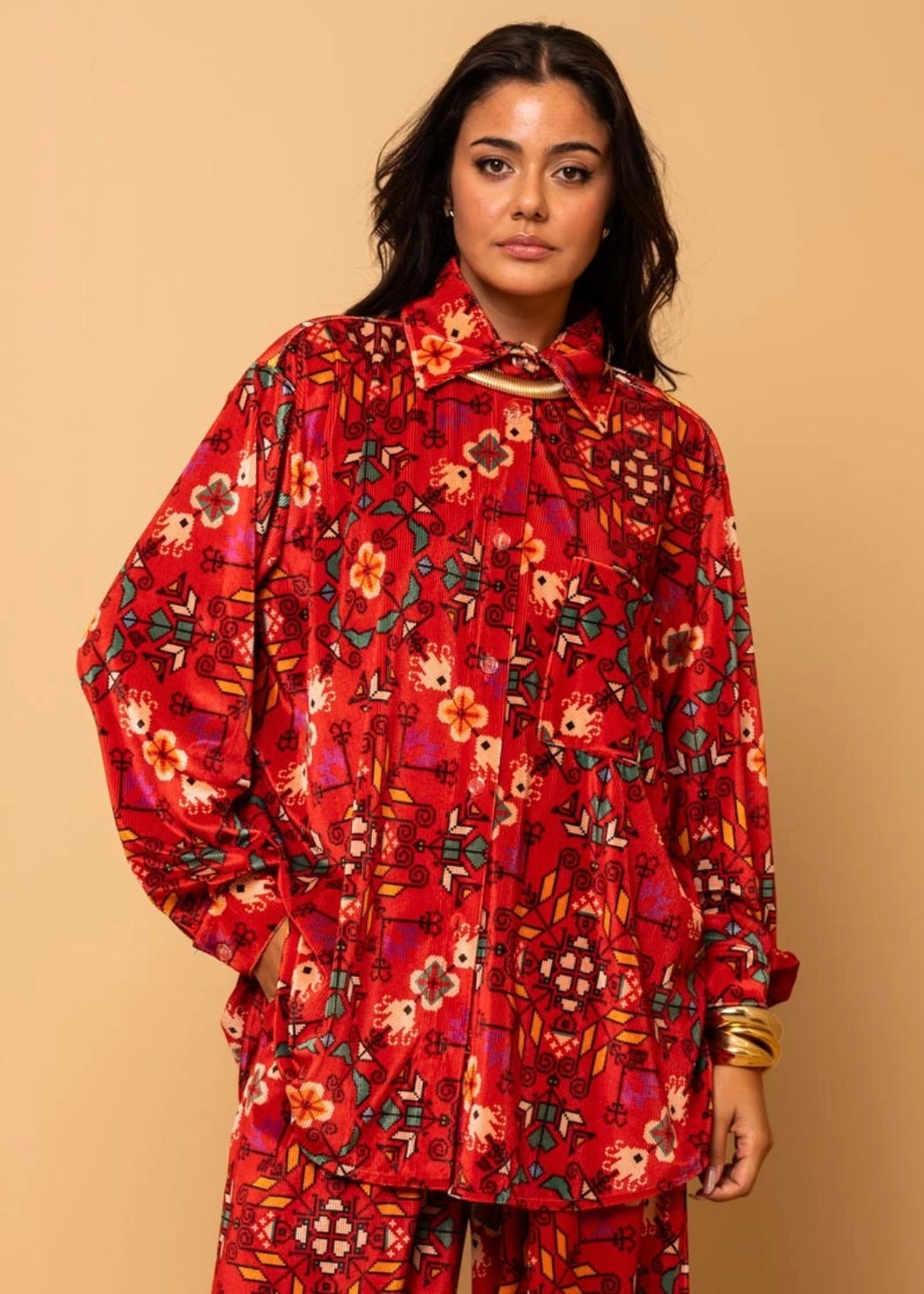 Maya Shirt Red Terracotta Folk Pixel Flower Βελούδινο Rip Πουκάμισο Petit Boutik