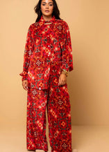 Φόρτωση εικόνας στο εργαλείο προβολής Συλλογής, Lisa Pants Red Terracotta Folk Pixel Flower Βελούδινο Rip με Τσέπες Petit Boutik
