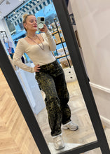 Load image into Gallery viewer, TINA PANTS PALOMAS Y MARGARITAS
