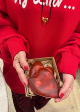 Load image into Gallery viewer, ﻿ LOVELY  Θερμαντικό χεριών σε σχήμα καρδιάς
