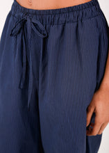 Load image into Gallery viewer, AZUL SHORTS ARPYES
