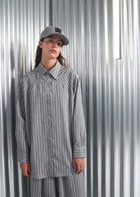Load image into Gallery viewer, GYOZA SHIRT GREY ARPYES
