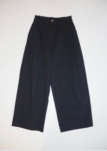 CLASSIC CROPPED PANTS BLUE MILKWHITE