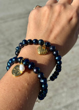 Load image into Gallery viewer, BLACK PEARLS BRACELET
