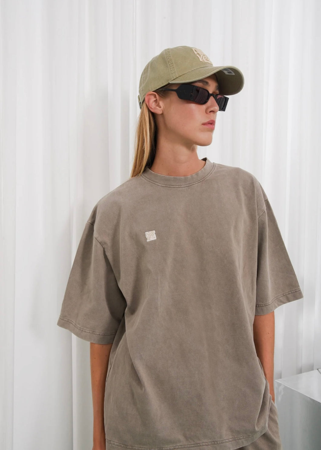 UNIQUE T-SHIRT BEIGE ARPYES