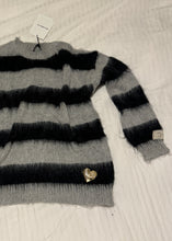 Load image into Gallery viewer, PULLOVER STRIPES BLACK MILKWHITE
