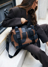 Φόρτωση εικόνας στο εργαλείο προβολής Συλλογής, Hype Weekend S EA Logo Brown Elena Athanasiou
