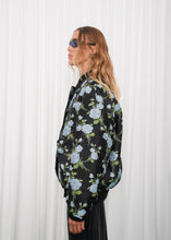 Φόρτωση εικόνας στο εργαλείο προβολής Συλλογής, MORE OVERSIZED BOMBER JACKET LIGHT BLUE ARPYES
