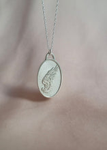 Φόρτωση εικόνας στο εργαλείο προβολής Συλλογής, Fly Necklace Silver- Lucky Charm 2026 NORTH &amp; SOUTH JEWELRY (Copy)
